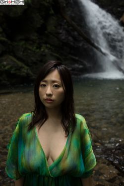 拍裸戏时被C了H撒欢馒头
